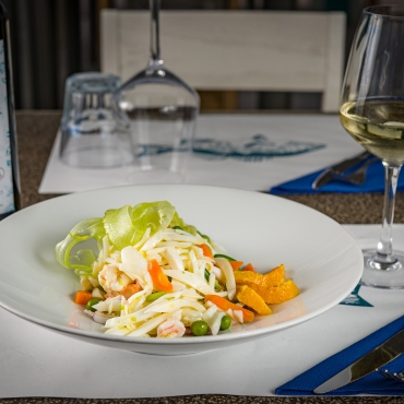 Insalata di mare e campagna